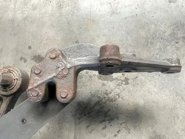 Mercedes Actros Ophanging Stuurligger OEM A9603310222 image 7