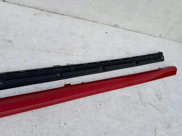 Audi A3 S3 8V Left Side Sill Red 8V5853859 image 4