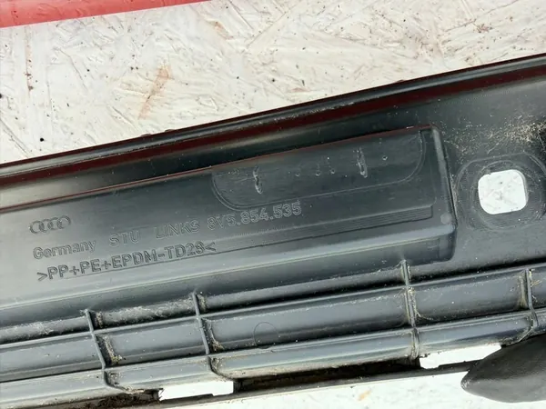 Audi A3 S3 8V Left Side Sill Red 8V5853859 image 9