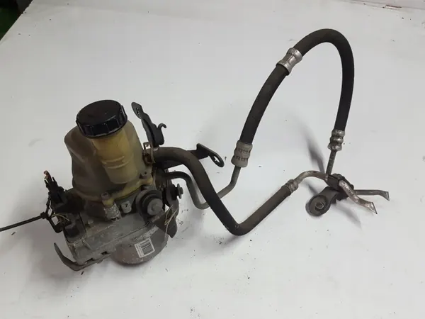 Pompe de direction Dacia Dokker OEM 491100842R image 2