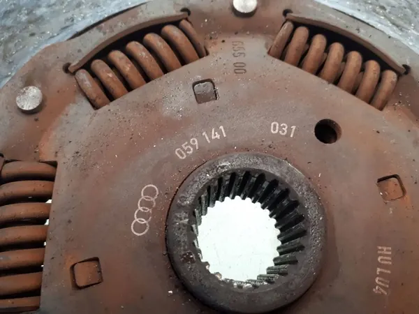 Volante de Dupla Massa Audi A8 D2 2.5 TDI 059141117E image 3