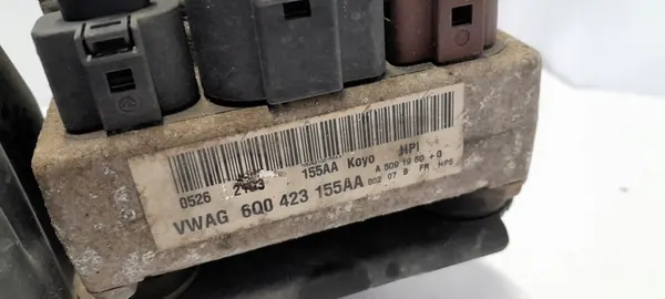 Bomba de direção assistida SKODA FABIA I 1.2 6Q0423155AA image 3