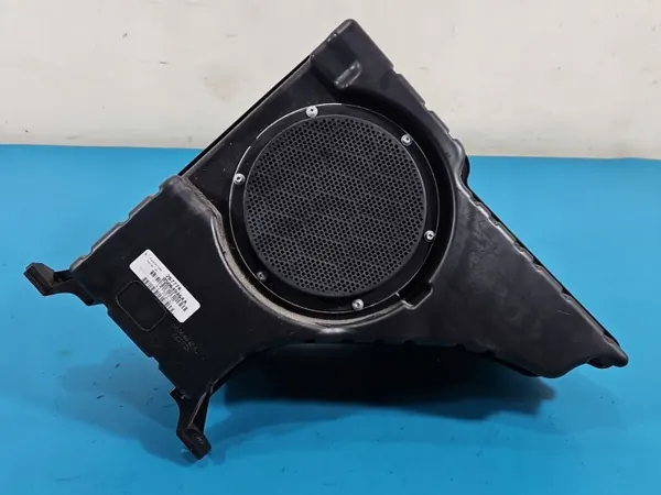Subwoofer usado OEM 05064946A para Fiat Freemont image 2