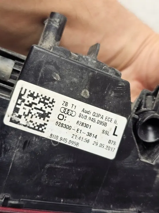 Lámpara Reflectora Trasera Izquierda Audi Q3 8U0 image 10