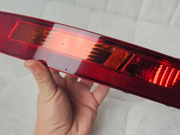 Lámpara Reflectora Trasera Izquierda Audi Q3 8U0 image 4