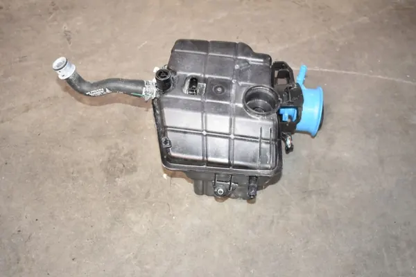 Mercedes-Benz A1675009900 555 reservoir gebruikt image 5