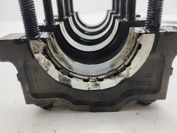 Komplett vevstakefäste Toyota Avensis T270 2015 OEM 7797928 image 2