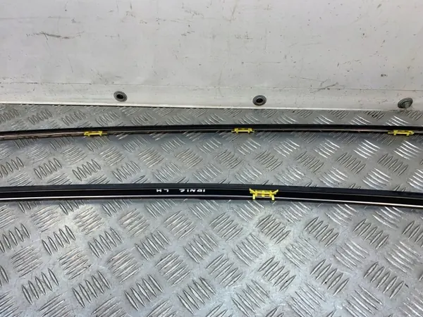 Hyundai Ioniq dakdrager OEM FBZ27645 - Gebruikt image 5