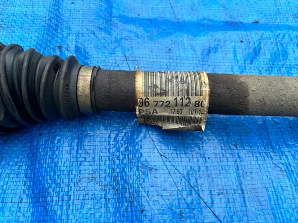 PEUGEOT 2008 Arbre de Transmission Droit 1.6 EHDI image 3