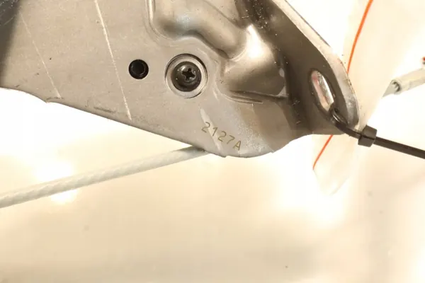 Käsijarruvipu OEM 2127A Toyota Yaris IV:lle image 7