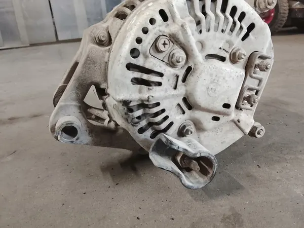 JEEP GRAND CHEROKEE ZJ 4.0 Vaihtovirtageneraattori 56005686 image 3