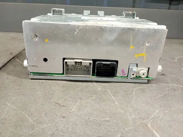 Radio CD Ford Fiesta MK7 OEM 8A6T-8C815-BP image 3