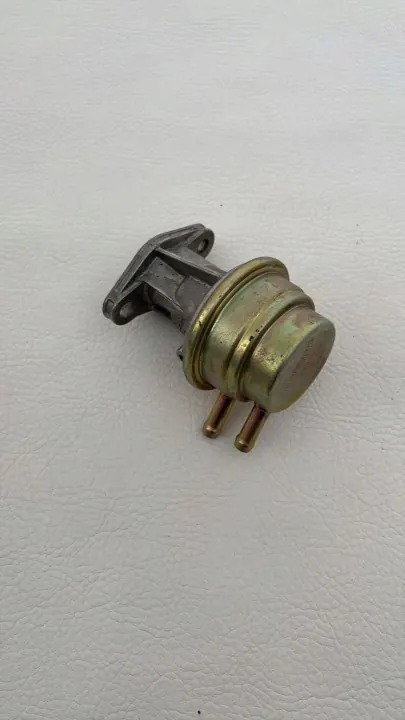 Pompe à carburant Mercedes E W124 OEM 0020917901 image 2