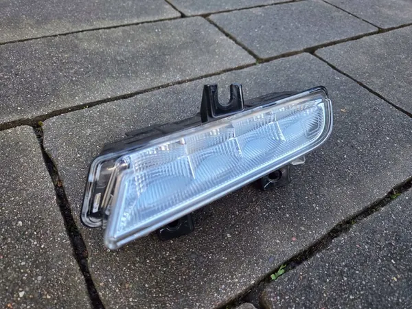 RENAULT CLIO IV LED DRL ESQUERDO 266059493R image 2