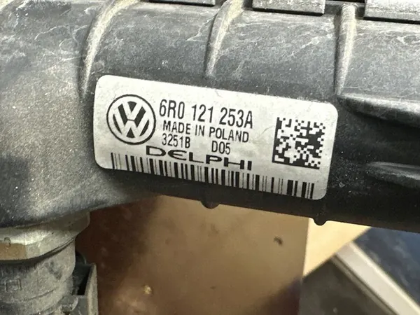 Radiador de agua VW Audi Skoda Seat 6R0121253A image 9