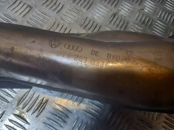 Collecteur d'échappement AUDI A8 D2 4.2L essence 2012 OEM image 2