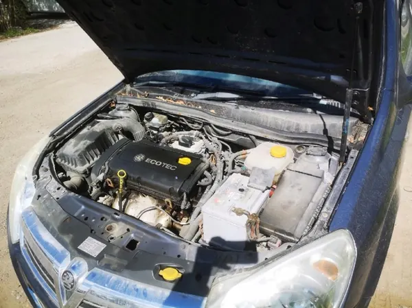 OEM 55559312 Pakoputken keräin Opel Astra 1.6L image 7