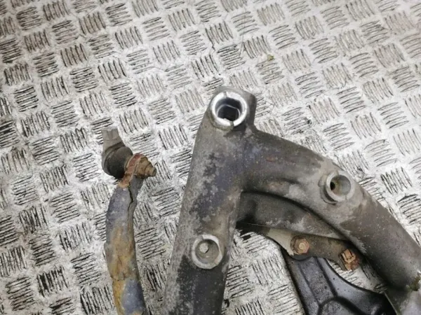 Mercedes-Benz C W204 Voorste hulpframe OEM A2043230765 image 8