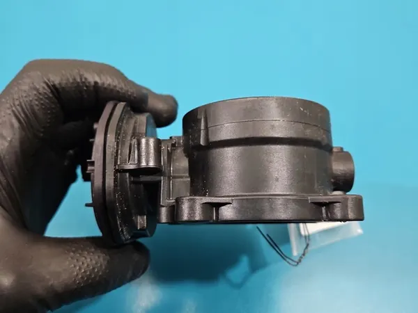 Corpo de borboleta Skoda Octavia IV 1.5 TSI (DXDA) OEM 04E133062S image 3