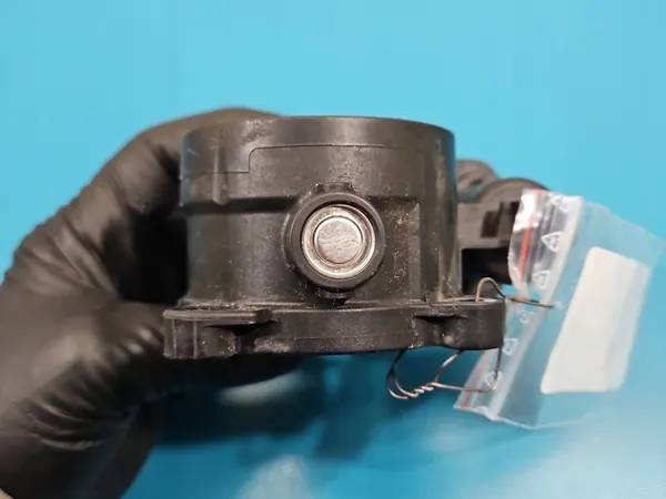 Corpo de borboleta Skoda Octavia IV 1.5 TSI (DXDA) OEM 04E133062S image 4