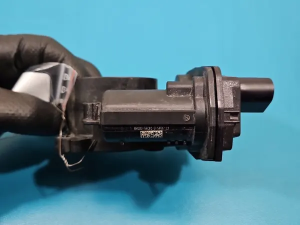 Corpo de borboleta Skoda Octavia IV 1.5 TSI (DXDA) OEM 04E133062S image 5