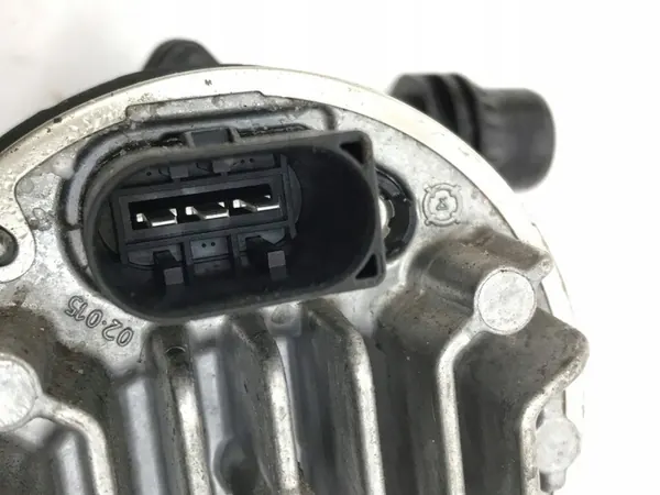 Vattenpump Mercedes Sprinter 907 910 A9075003200 image 6