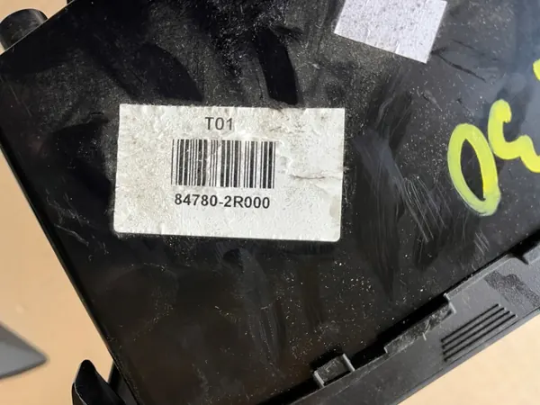 OEM 84780-2R000 console asbak voor Hyundai i30 CW 2007-2010 image 3