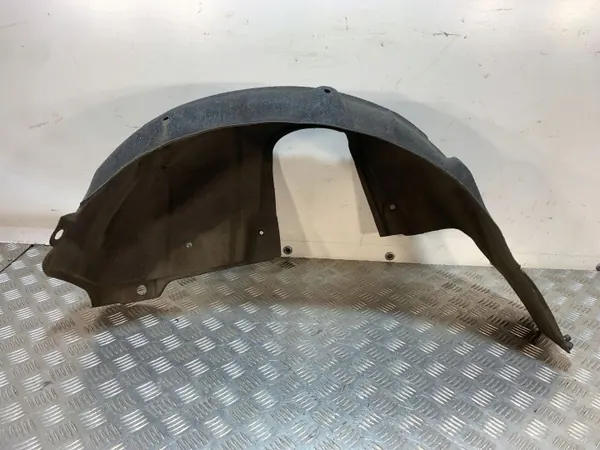 Toyota Prius bakre hjulbåge OEM 6568747060 image 2