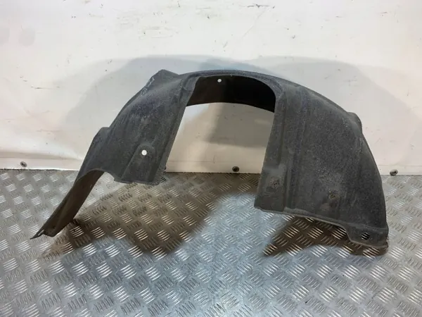 Toyota Prius bakre hjulbåge OEM 6568747060 image 3