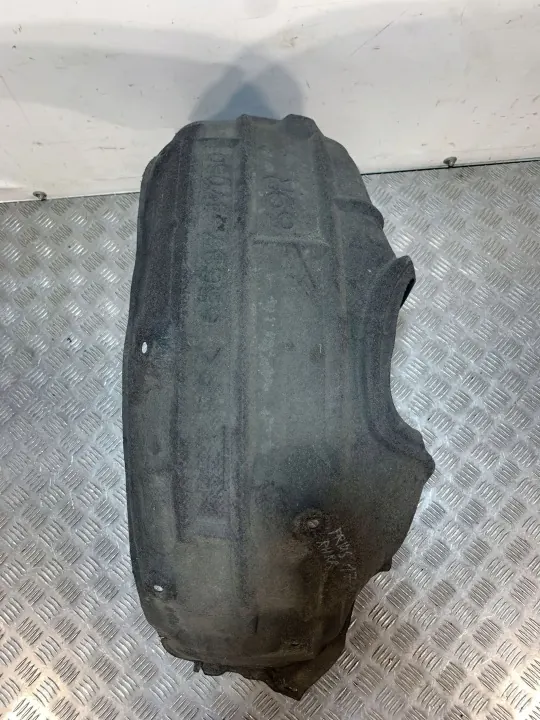 Toyota Prius bakre hjulbåge OEM 6568747060 image 7