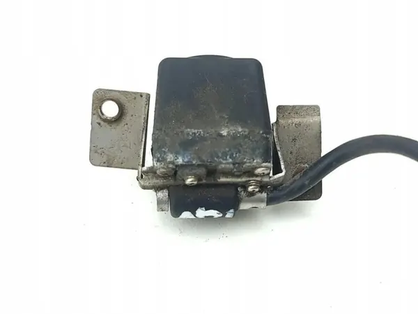 Câmera de ré Tesla Model S Performance 12-20 OEM 1006773-00-F image 8