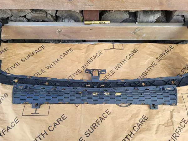 MERCEDES GLE 167 AMG DIAMOND GRILL A1678886000 image 2