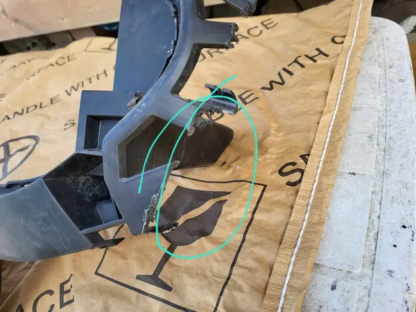 MERCEDES GLE 167 AMG DIAMOND GRILL A1678886000 image 6