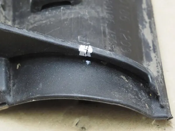 OEM 801861209R Moldura Puerta Delantera Derecha - Renault Scenic IV image 3