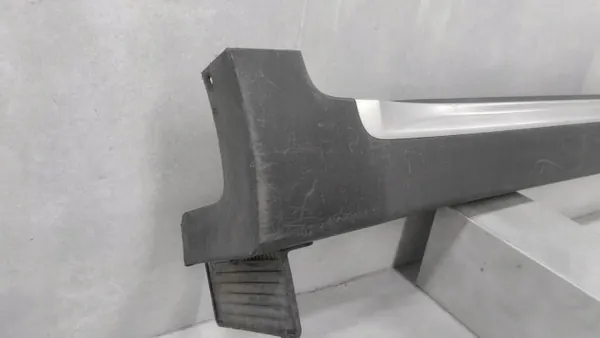 OEM 87754-f1010 Rechter dorpelbeschermer Kia Sportage IV image 5