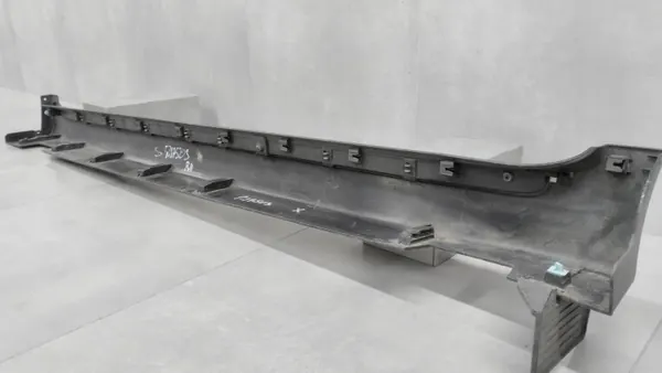 OEM 87754-f1010 Rechter dorpelbeschermer Kia Sportage IV image 7