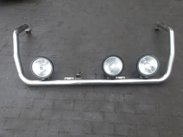 Tubo de teto com luzes halógenas DAF XF 105 image 3