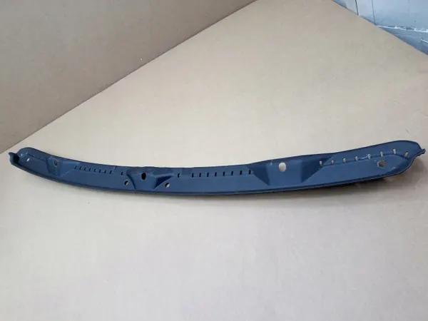 Cache d'écart de capot BMW X1 F48 OEM 7954202 image 2