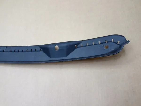 Cache d'écart de capot BMW X1 F48 OEM 7954202 image 6