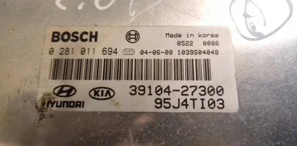 Hyundai Tucson I 2.0 CRDI ECU OEM 0281011694 image 3