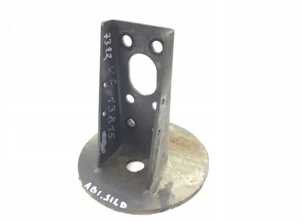 A9603203335 Mercedes-Benz Luftfeder-Bracket linke Achse image 3
