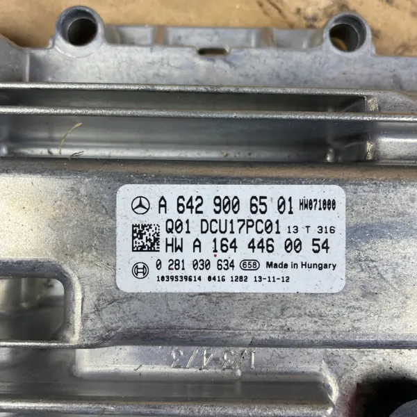 Module de contrôle AdBlue OEM a6429006501 Mercedes image 3