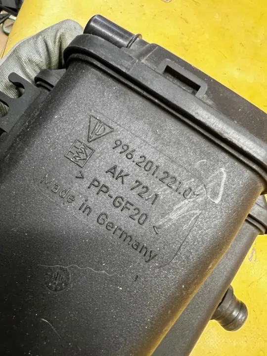 OEM 99620122107 Bränsleångakolfilter Porsche image 6