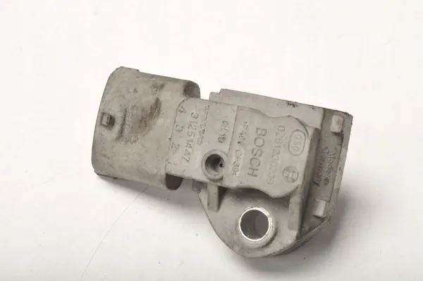 VOLVO S40 C70 II 2.5T Sensor de Combustível 0261230239 image 3
