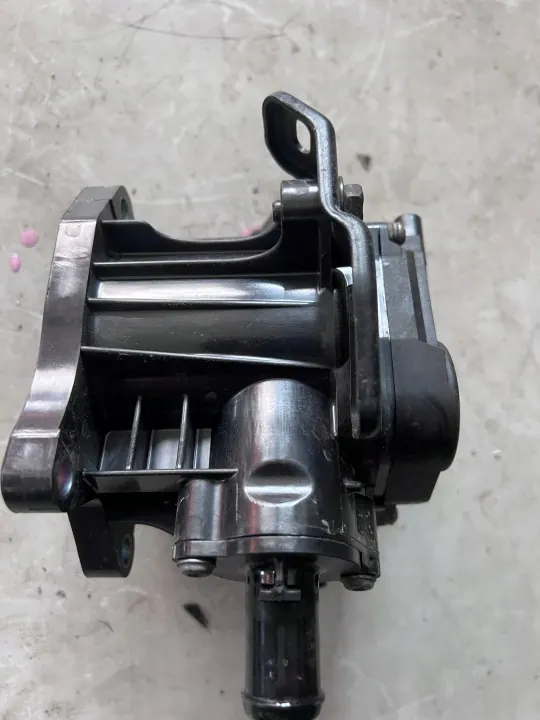 Caixa do Termóstato Kia OEM STONIC 1.0 G3LE image 3