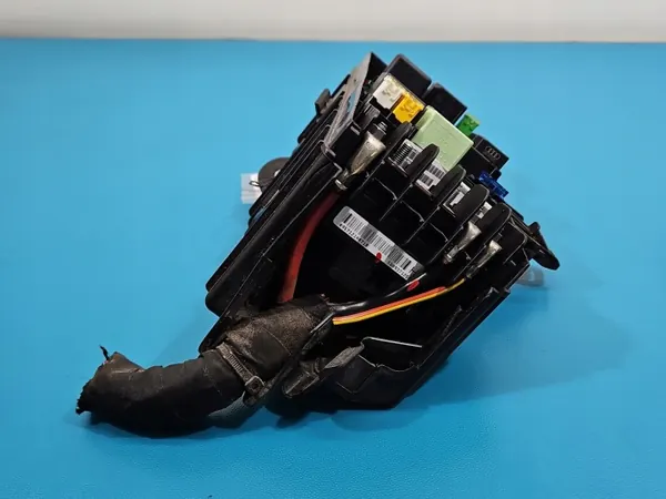 OEM 5Q0907361G sulakekotelo Skoda Kodiaq I:lle image 5