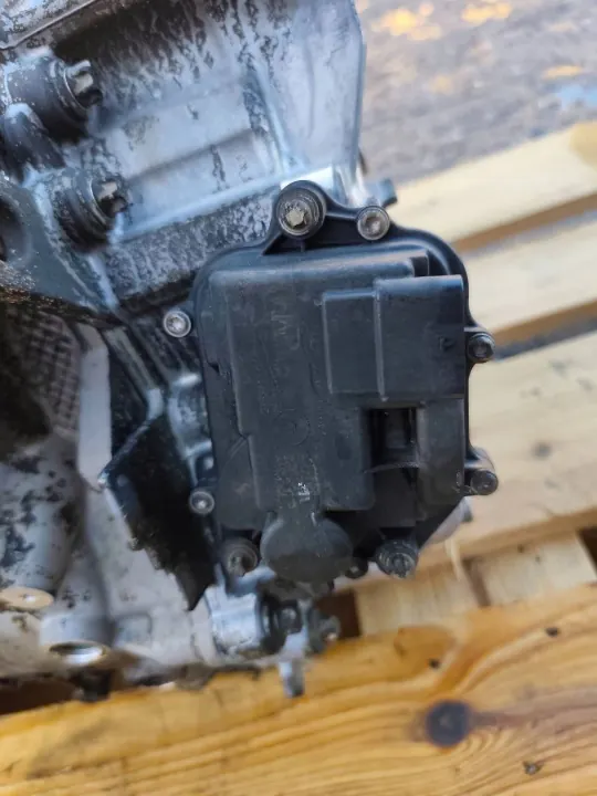 Motor eléctrico BMW OEM RCD24427 - Usado image 7
