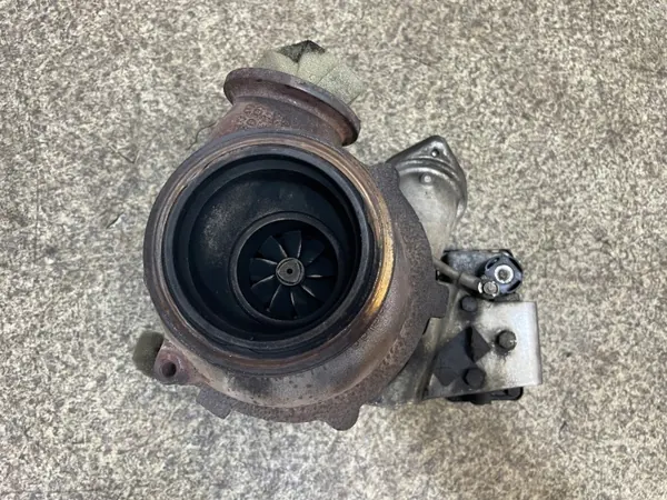 Turbocompresor Garrett BMW X5 E70 3.0D M57 235CV image 5