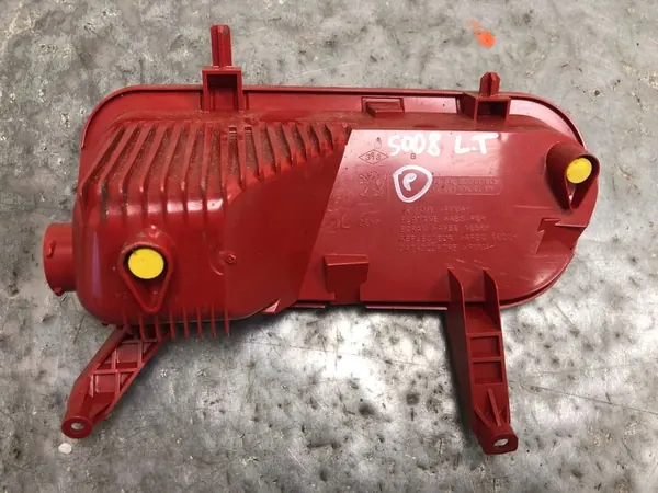 Feu antibrouillard arrière gauche Peugeot 5008 image 3