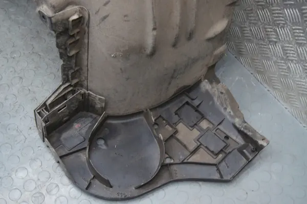 VW Touareg III Right Rear Wheel Arch 760810970C image 5